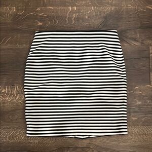 Black and White Striped Skirt by Loft‎ size 6